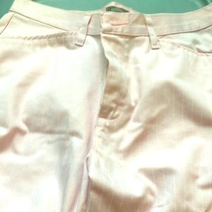 Rider,s pink pinstriped cropped pants. Size 10. Like new!